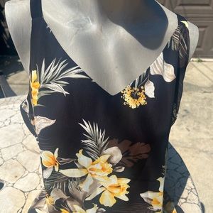Reversible flower/ tiger print Tank Top size S